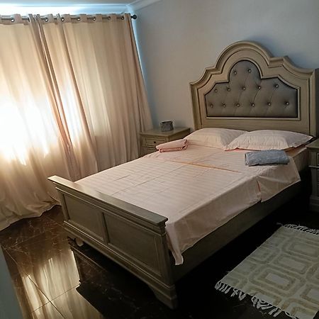 Residence Manu Târgu Neamț Esterno foto