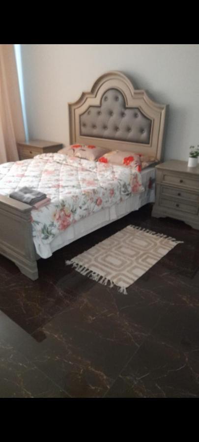 Residence Manu Târgu Neamț Esterno foto